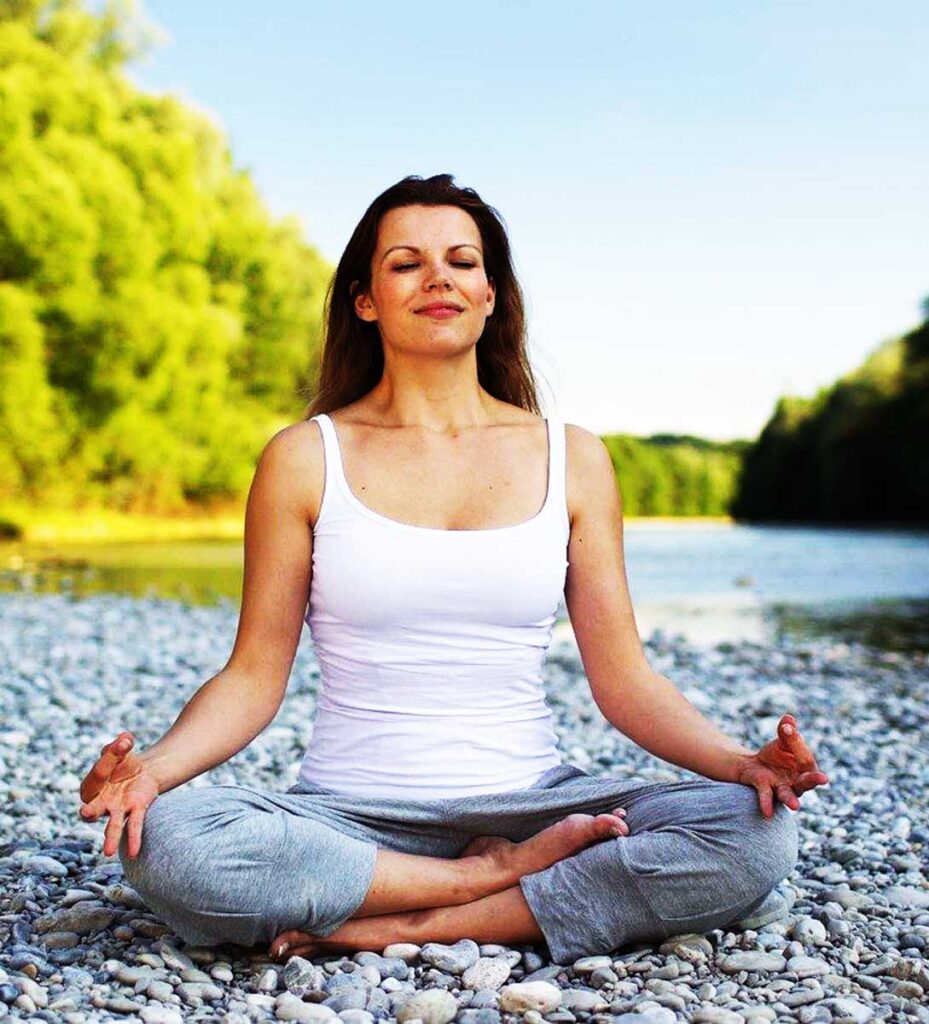 La amatista está relacionada con sensaciones de paz mental y tranquilidad por lo que se usa con frecuencia en la meditación.
